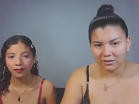Snapshot of Helena-Paola chatting on 3, 2, 2026 Helena-Paola online show from 3, 2, 2026