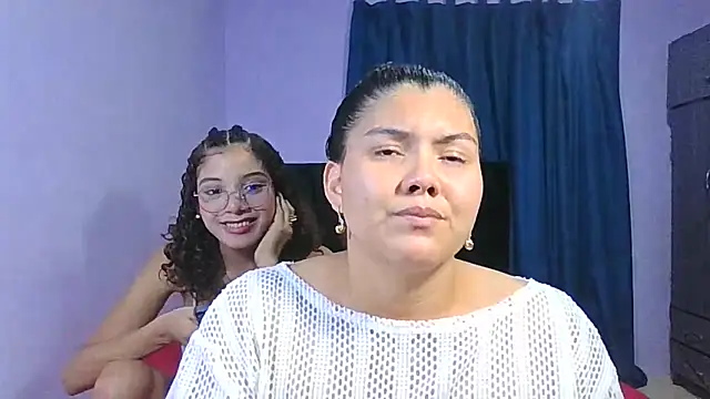 Snapshot of Helena-Paola chatting on 20, 2, 2026 Helena-Paola online show from 20, 2, 2026
