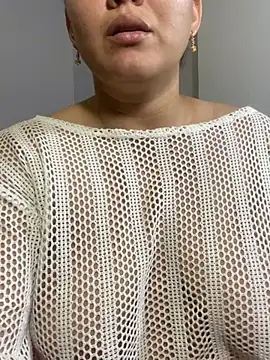 Snapshot of Helena-Paola chatting on 10, 6, 2026 Helena-Paola online show from 10, 6, 2026