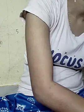 Snapshot of annugirl chatting on 20, 2, 2026 annugirl online show from 20, 2, 2026