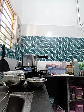 Hot-Tinaa online show from 20, 2, 2026