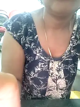 Snapshot of Hot-Tinaa chatting on 22, 3, 2026 Hot-Tinaa online show from 22, 3, 2026