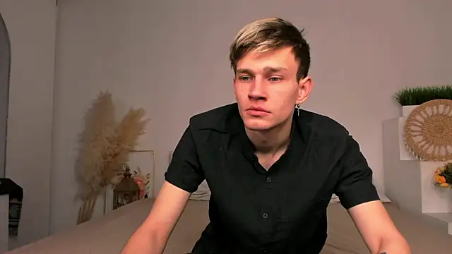 Snapshot of Volan_Starts chatting on 6, 2, 2026 Volan Starts online show from 6, 2, 2026