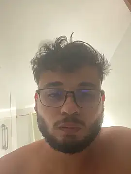 Snapshot of peuba12 chatting on 9, 3, 2026 peuba12 online show from 9, 3, 2026