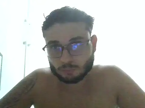 Snapshot of peuba12 chatting on 11, 3, 2026 peuba12 online show from 11, 3, 2026