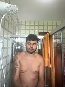 Snapshot of peuba12 chatting on 24, 4, 2026 peuba12 online show from 24, 4, 2026