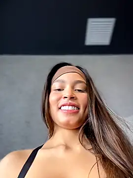 Snapshot of Amaliarand chatting on 11, 4, 2026 Amaliarand online show from 11, 4, 2026