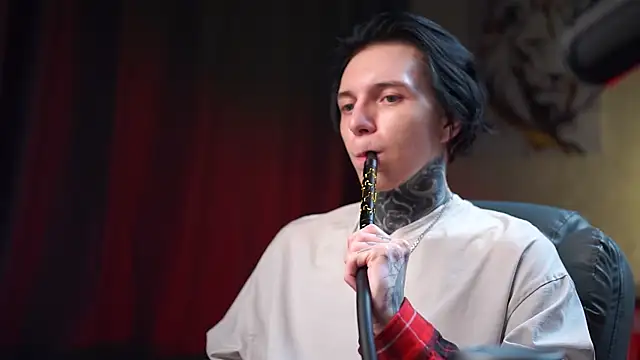 Snapshot of mr-capitalist chatting on 7, 4, 2026 mr-capitalist online show from 7, 4, 2026