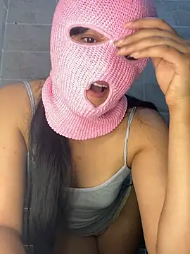 Snapshot of Rabab_Queen chatting on 13, 5, 2026 Rabab Queen online show from 13, 5, 2026