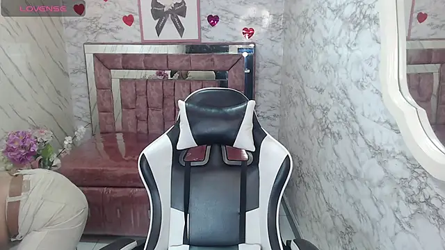 Melisa v online show from 17, 4, 2026