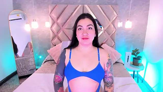 Snapshot of KathiaJenner chatting on 13, 2, 2026 KathiaJenner online show from 13, 2, 2026