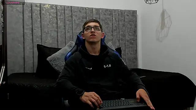 Calvin Hunter online show from 18, 3, 2026