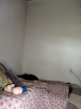 Snapshot of gatodepauduro chatting on 18, 4, 2026 gatodepauduro online show from 18, 4, 2026