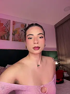 Snapshot of IrinaBlanc chatting on 16, 7, 2026 IrinaBlanc online show from 16, 7, 2026