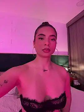 Snapshot of IrinaBlanc chatting on 20, 7, 2026 IrinaBlanc online show from 20, 7, 2026