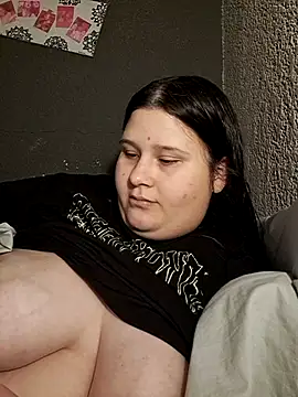 Snapshot of TUWACHA7777 chatting on 22, 4, 2026 TUWACHA7777 online show from 22, 4, 2026