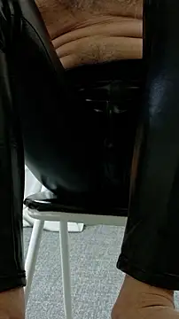 Snapshot of kyuleather chatting on 14, 3, 2026 kyuleather online show from 14, 3, 2026