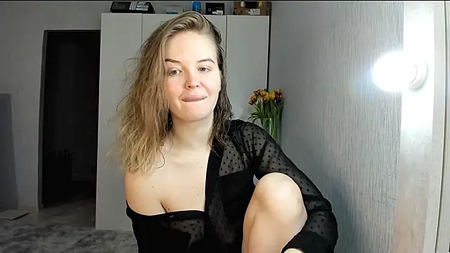 Snapshot of SelenaGenttle chatting on 11, 3, 2026 SelenaGenttle online show from 11, 3, 2026