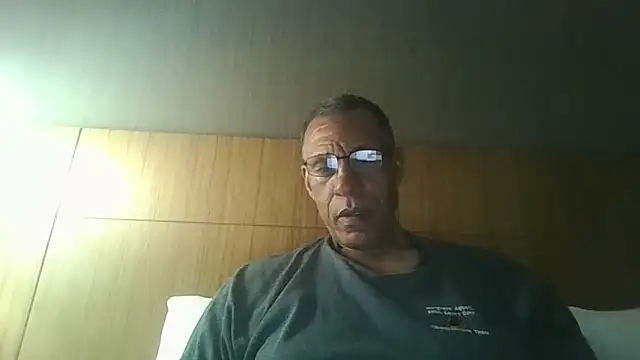 Snapshot of swimmer2496 chatting on 2, 4, 2026 swimmer2496 online show from 2, 4, 2026