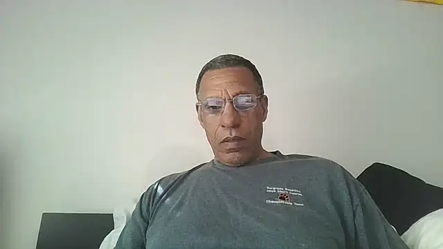 Snapshot of swimmer2496 chatting on 8, 4, 2026 swimmer2496 online show from 8, 4, 2026