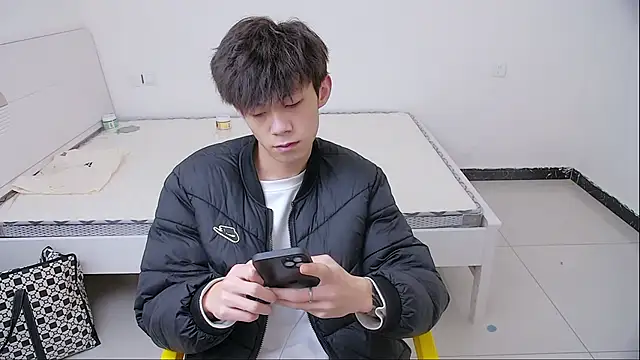 Snapshot of paofu-001 chatting on 2, 4, 2026 paofu-001 online show from 2, 4, 2026