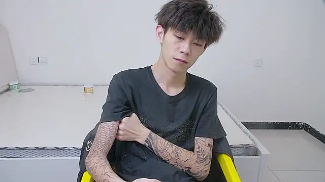 Snapshot of paofu-001 chatting on 4, 4, 2026 paofu-001 online show from 4, 4, 2026