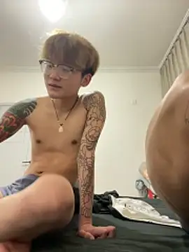 Snapshot of paofu-001 chatting on 18, 4, 2026 paofu-001 online show from 18, 4, 2026