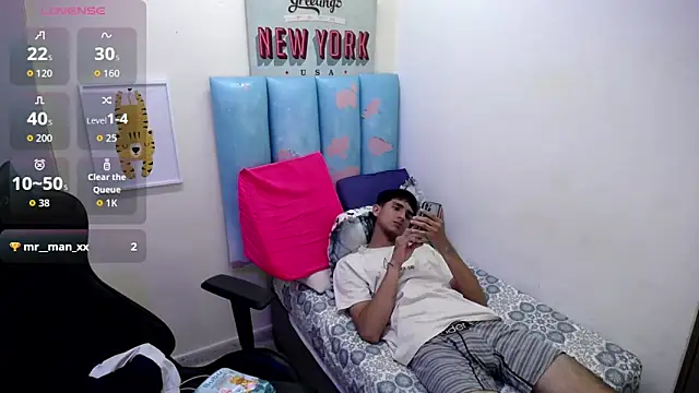 Akyra latinn online show from 17, 4, 2026