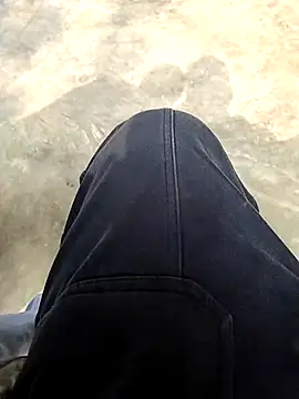 xx couple online show from 1, 2, 2026