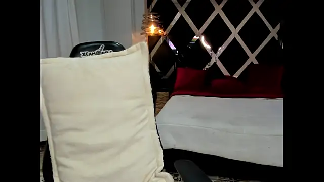 Snapshot of Lucia_24x chatting on 27, 3, 2026 Lucia 24x online show from 27, 3, 2026