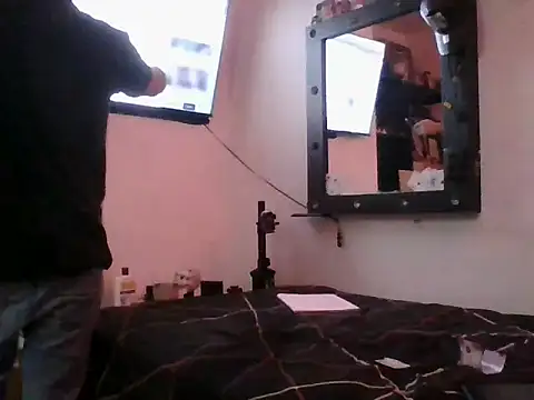 Snapshot of MRdxxx444 chatting on 15, 4, 2026 MRdxxx444 online show from 15, 4, 2026