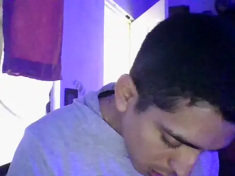 Snapshot of MRdxxx444 chatting on 20, 4, 2026 MRdxxx444 online show from 20, 4, 2026