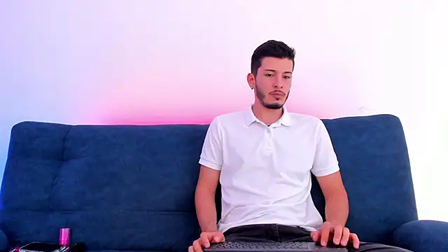 Snapshot of josh__val chatting on 11, 3, 2026 josh val online show from 11, 3, 2026