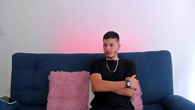 Snapshot of josh__val chatting on 18, 4, 2026 josh val online show from 18, 4, 2026