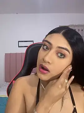 Snapshot of GabrielaZuluaga chatting on 7, 2, 2026 GabrielaZuluaga online show from 7, 2, 2026