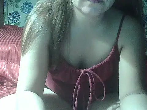 Snapshot of juliana_babe chatting on 8, 4, 2026 juliana babe online show from 8, 4, 2026