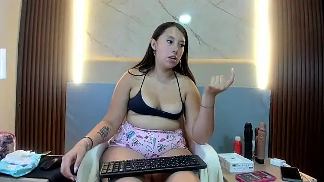 Snapshot of PalomaAguilarx69 chatting on 5, 3, 2026 PalomaAguilarx69 online show from 5, 3, 2026