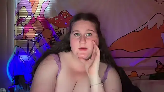 Snapshot of xopeachybaby chatting on 7, 4, 2026 xopeachybaby online show from 7, 4, 2026