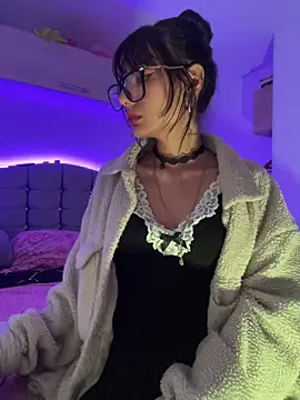 Snapshot of _Lucycherry chatting on 3, 5, 2026 Lucycherry online show from 3, 5, 2026