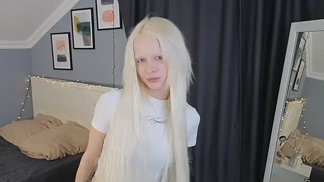 Snapshot of Naomi_Demio chatting on 11, 3, 2026 Naomi Demio online show from 11, 3, 2026