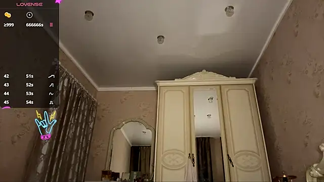 MistressBabe online show from 17, 4, 2026