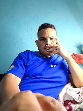 Snapshot of THONETE chatting on 14, 4, 2026 THONETE online show from 14, 4, 2026