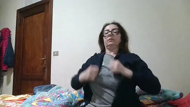 Snapshot of Miasexmilf chatting on 15, 5, 2026 Miasexmilf online show from 15, 5, 2026