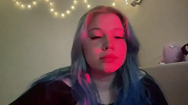 Snapshot of Lulu_Di chatting on 10, 5, 2026 Lulu Di online show from 10, 5, 2026