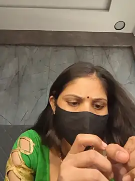 Snapshot of Cute_shikaa chatting on 25, 4, 2026 Cute shikaa online show from 25, 4, 2026