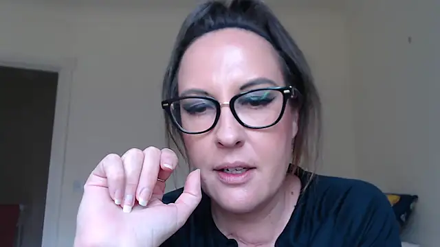 PsychicDominatrix online show from 22, 6, 2026