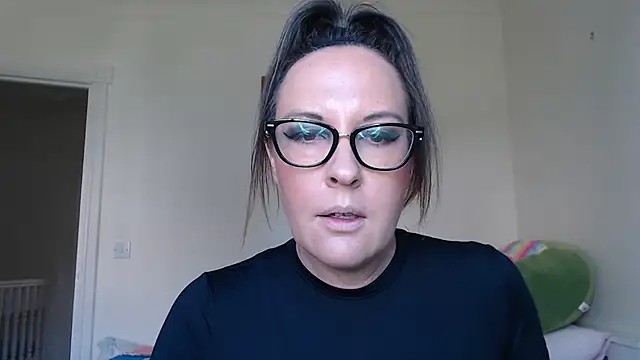 PsychicDominatrix online show from 25, 6, 2026
