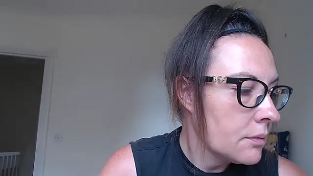 PsychicDominatrix online show from 31, 7, 2026