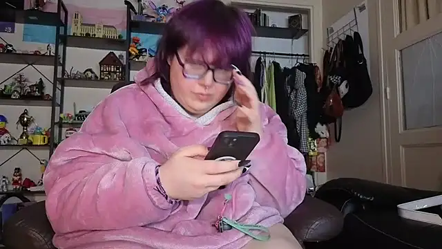 Snapshot of ProfaneHekate chatting on 17, 3, 2026 ProfaneHekate online show from 17, 3, 2026