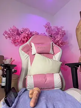 Snapshot of Doll_Luna_ chatting on 10, 2, 2026 Doll Luna online show from 10, 2, 2026